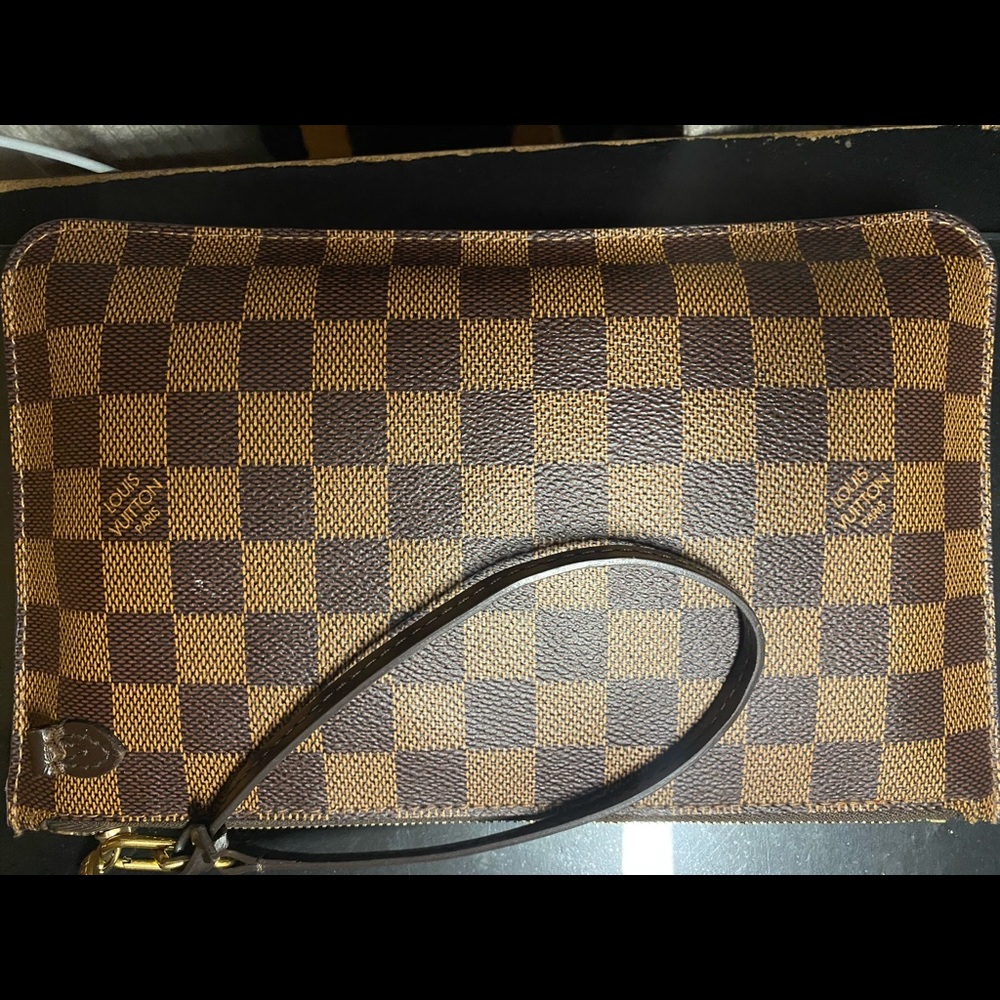 LV MM Never Full - Picture 6 of 16